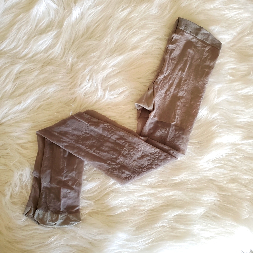 JCPenney - Silky Smoke/Gray Tights - Medium